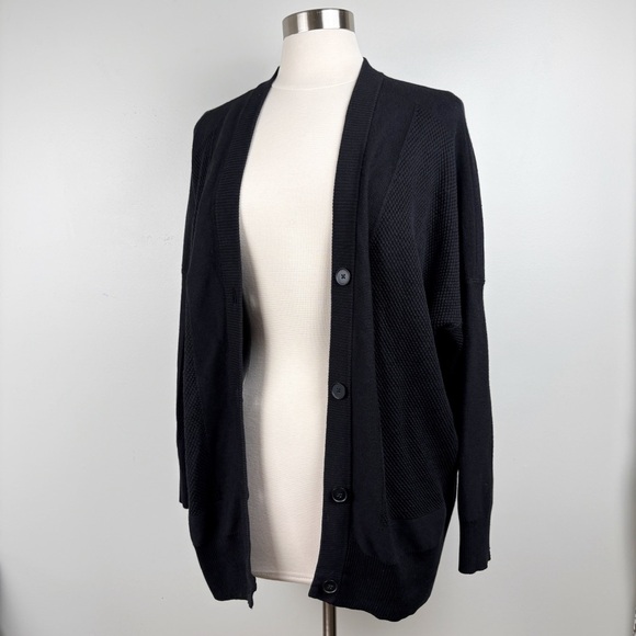 Vince Cardigan Wool & Silk Buttons Black - Picture 6 of 12